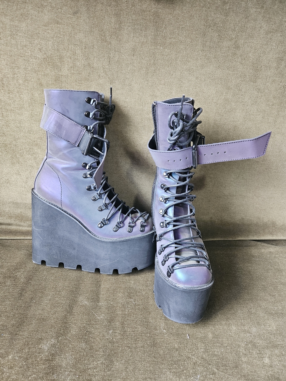 Club EXX Prism Reflective Traitor Boots 10M Blacklight Boots Festival Wear